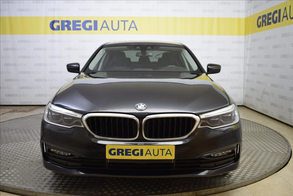 BMW Řada 5 Sedan / Limuzína 3,0 l 195 kw