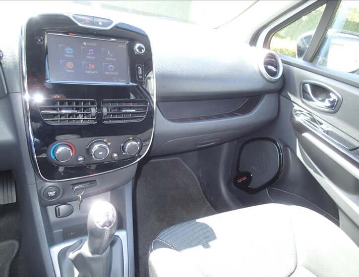 Renault Clio Hatchback 1,1 l 54 kw