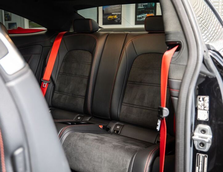 Mercedes-Benz Třídy C 9