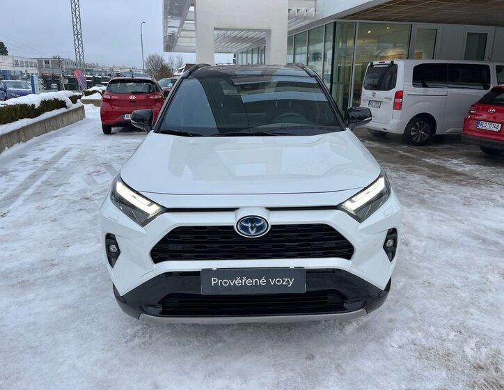 Toyota RAV4 SUV 2,5 l 131 kw