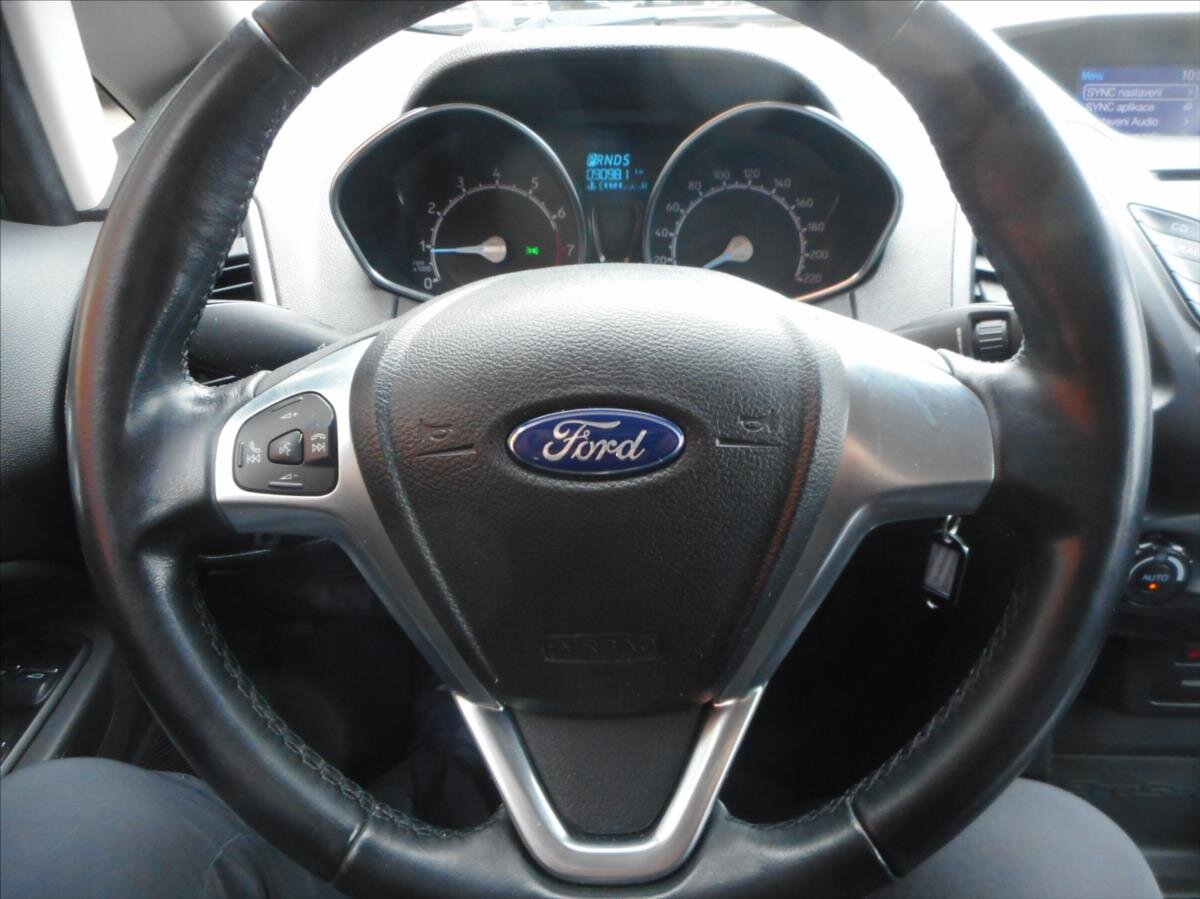 Ford EcoSport SUV / Terénní 1,5 l 82 kw