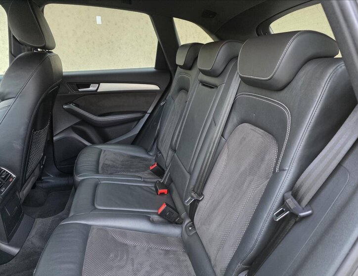 Audi Q5 SUV / Terénní 3,0 l 180 kw