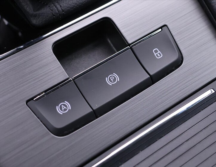 Škoda Superb Liftback 2,0 l 147 kw