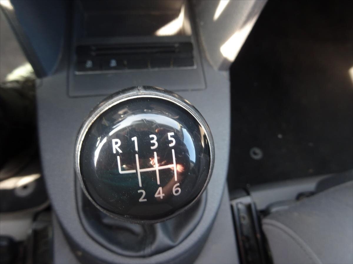 Volkswagen Touran MPV 1,2 l 77 kw