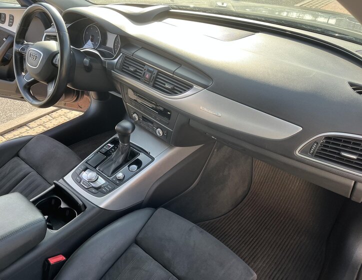 Audi A6 Allroad Kombi 3,0 l 230 kw