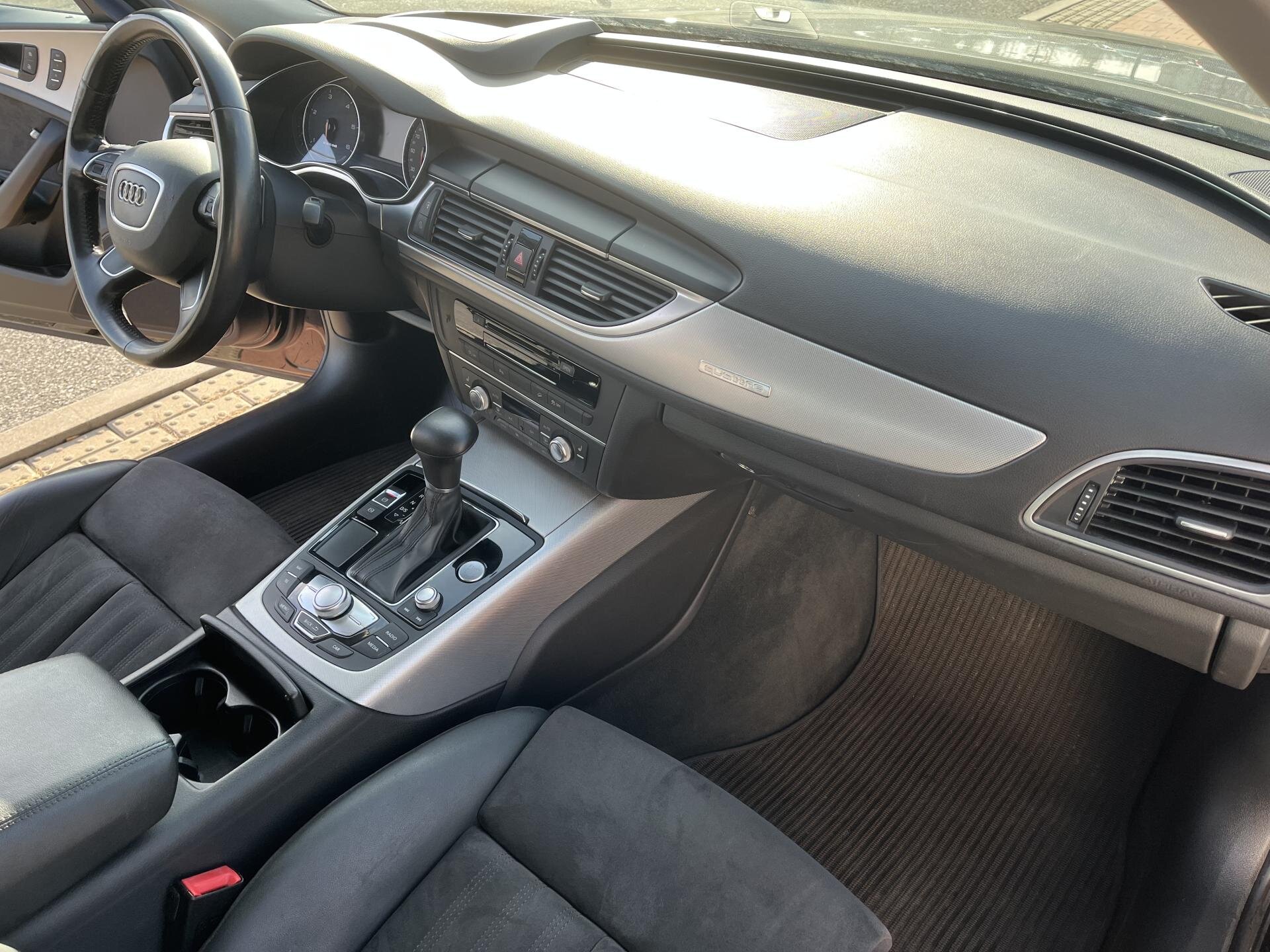 Audi A6 Allroad Kombi 3,0 l 230 kw