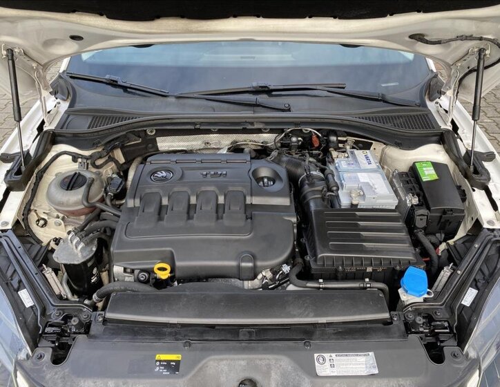 Škoda Superb Kombi 2,0 l 110 kw