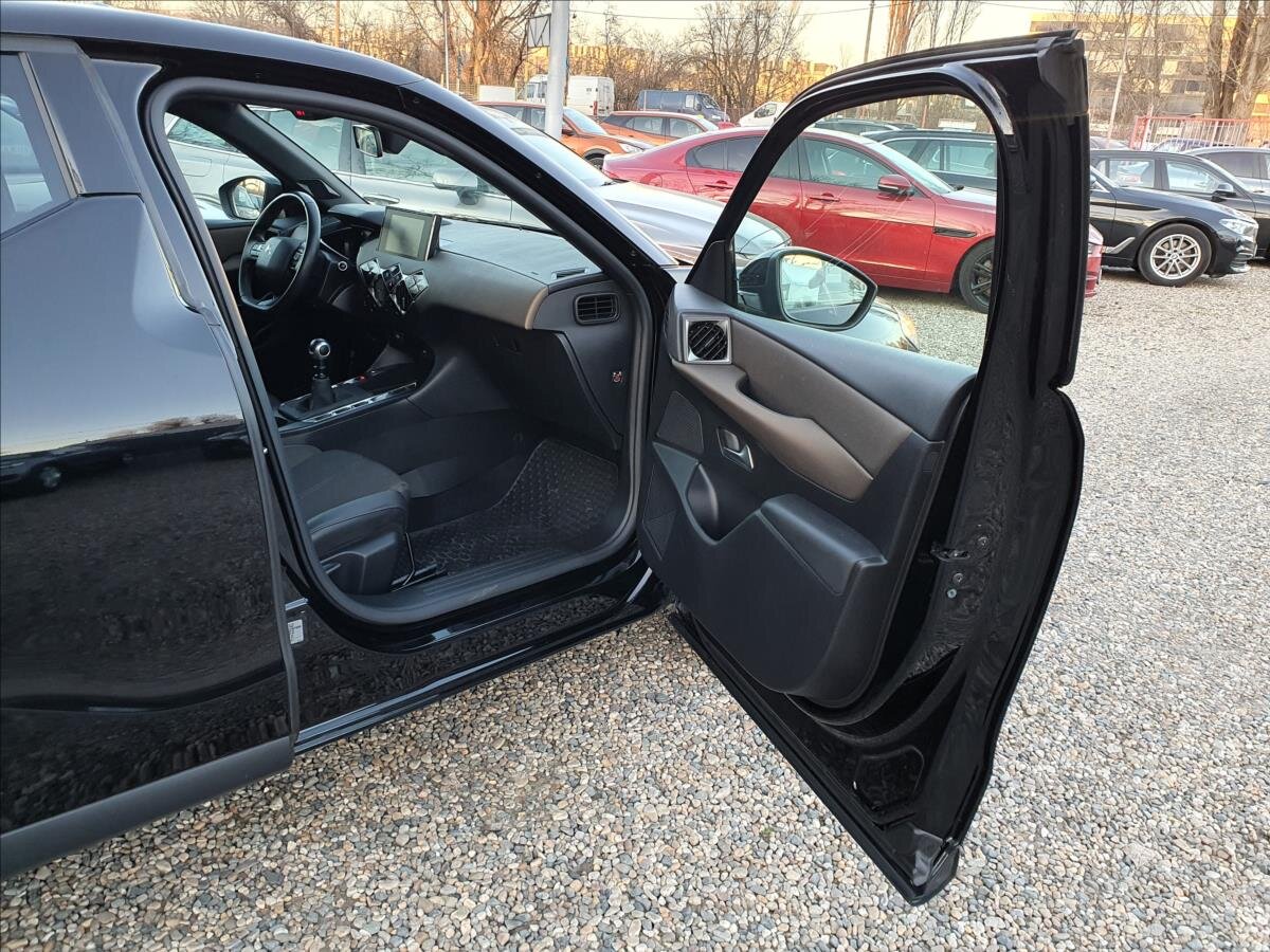 DS Automobiles DS3 Crossback SUV 1,5 l 75 kw