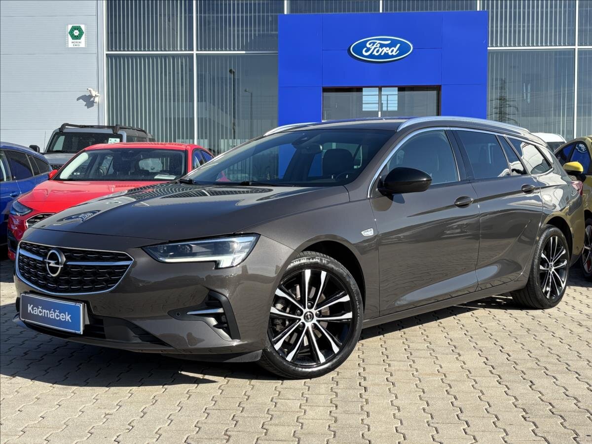Opel Insignia Kombi 2,0 l 128 kw