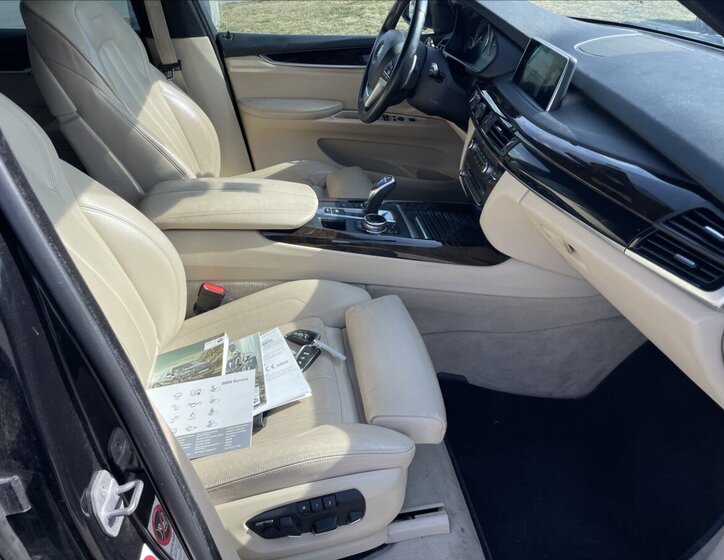 BMW X5 SUV / Terénní 3,0 l 190 kw