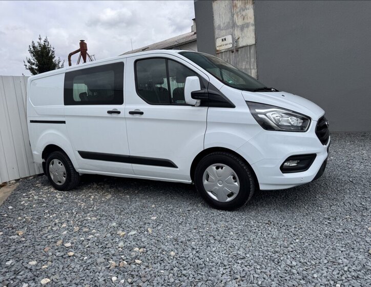 Ford Transit Custom Kombi 2,0 l 96 kw
