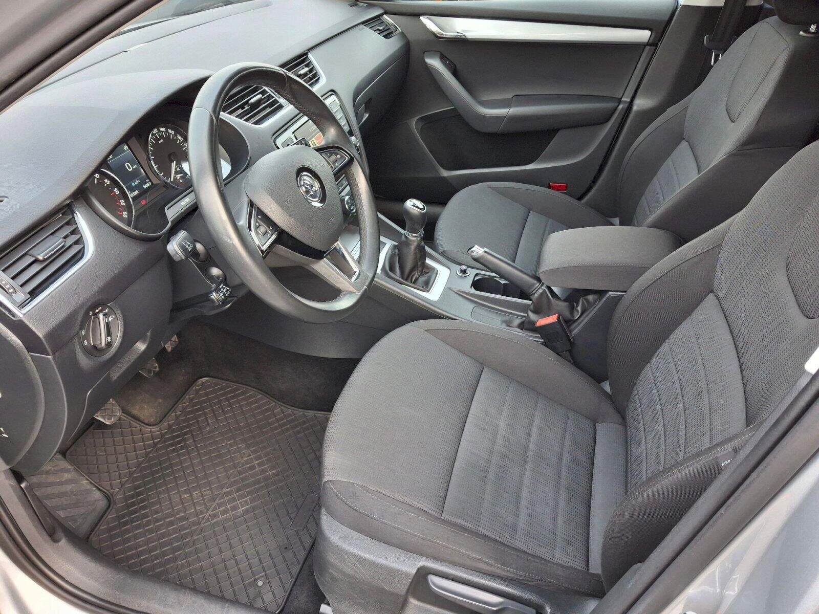 Škoda Octavia Kombi 2,0 l 110 kw