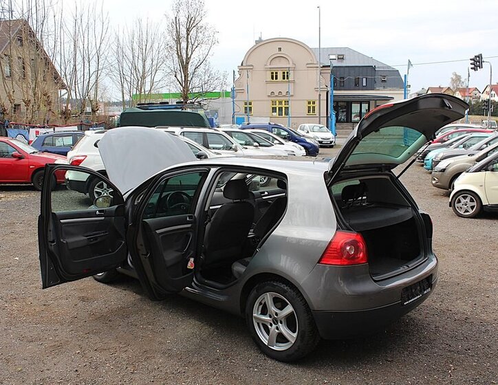 Volkswagen Golf Hatchback 1,4 l 90 kw