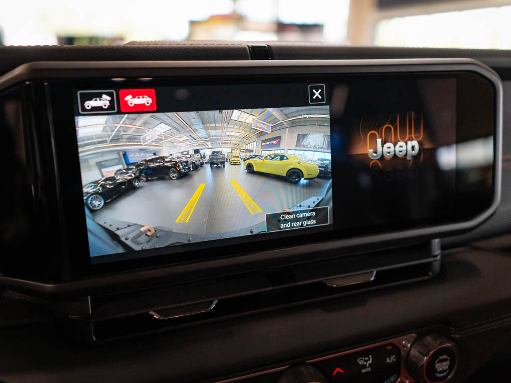 Jeep Wrangler Ostatní 6,4 l 350 kw