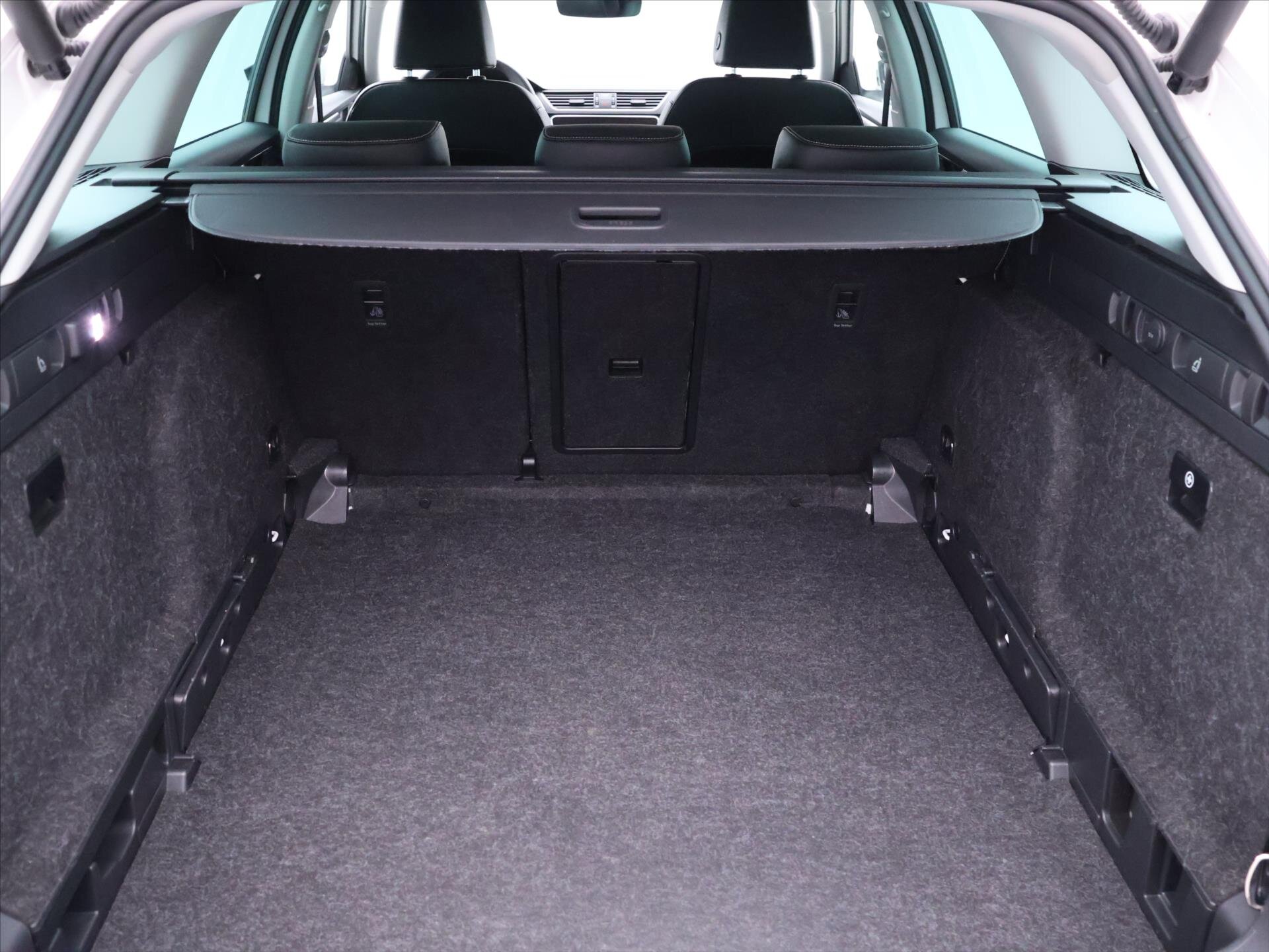 Škoda Superb Kombi 2,0 l 140 kw