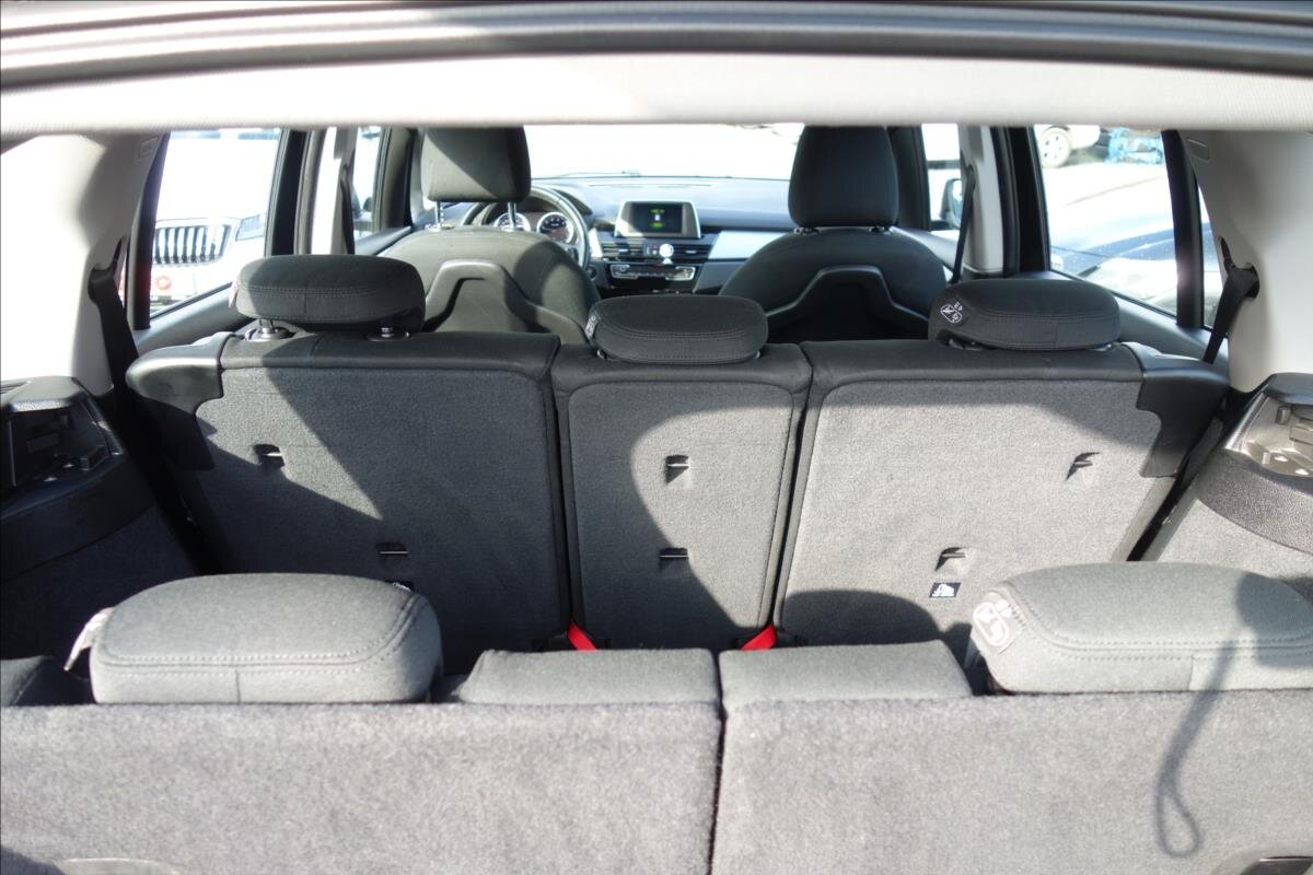 BMW Řada 2 MPV 1,5 l 103 kw
