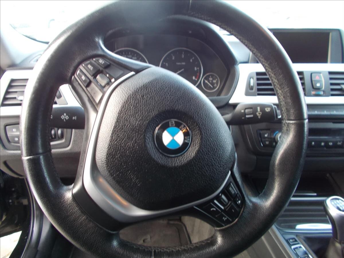 BMW Řada 3 Sedan 2,0 l 135 kw