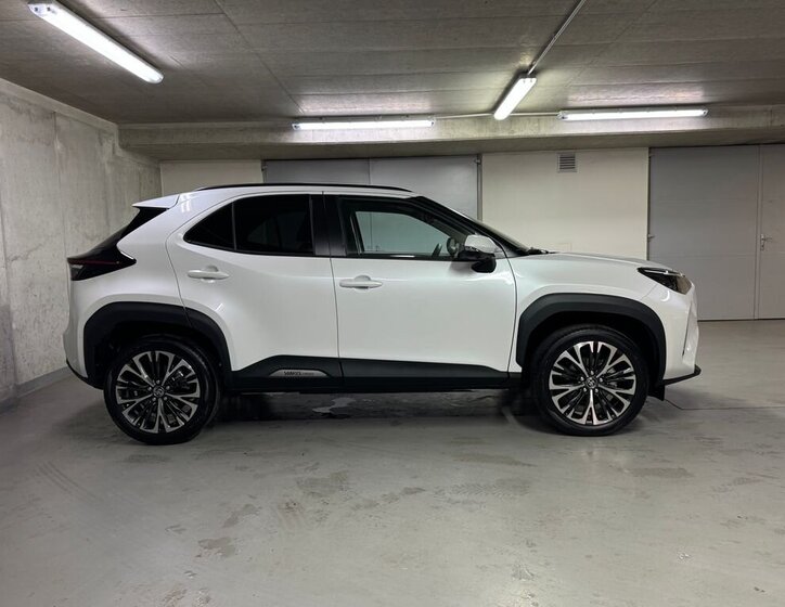 Toyota Yaris Cross SUV 1,5 l 68 kw