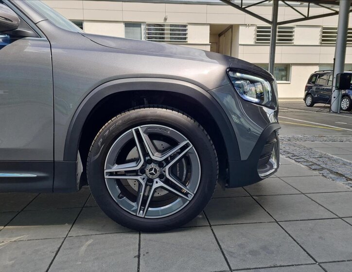 Mercedes-Benz GLB 22