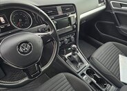 Volkswagen Golf 12