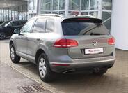 Volkswagen Touareg 4
