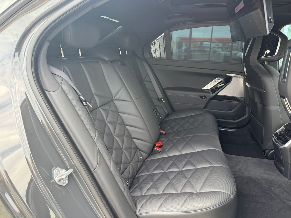 BMW Řada 7 Sedan / Limuzína 3,0 l 210 kw