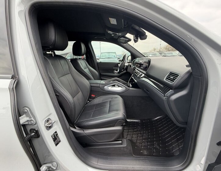 Mercedes-Benz GLS SUV / Terénní 3,0 l 270 kw