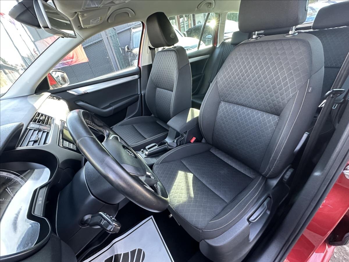 Škoda Octavia Kombi 2,0 l 110 kw