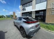Toyota C-HR 10