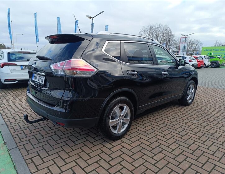 Nissan X-Trail SUV 1,6 l 120 kw