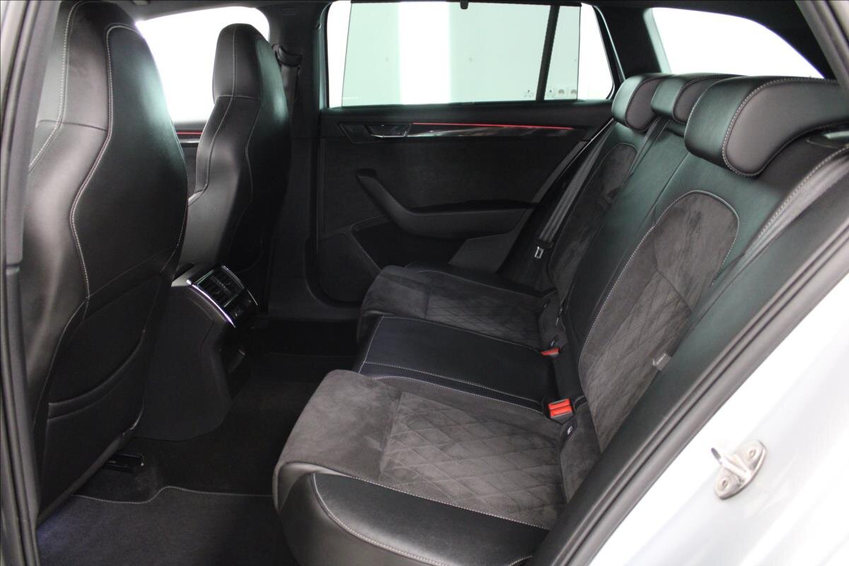 Škoda Superb Kombi 2,0 l 110 kw