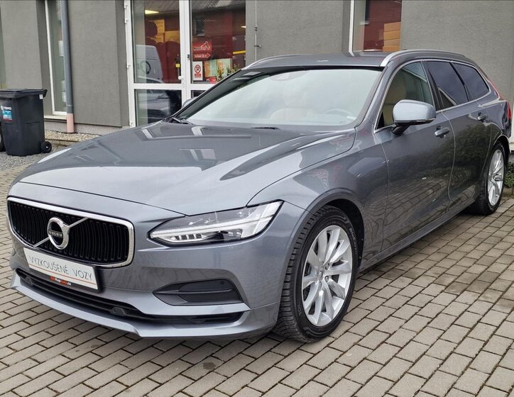 Volvo V90 Kombi 2,0 l 173 kw