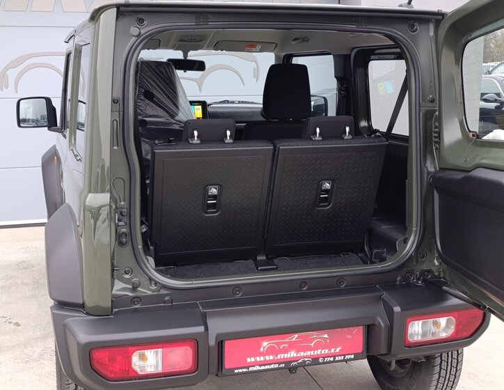 Suzuki Jimny SUV 1,5 l 75 kw
