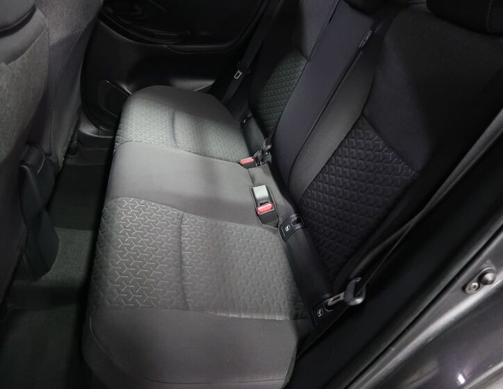 Toyota Yaris Cross 10