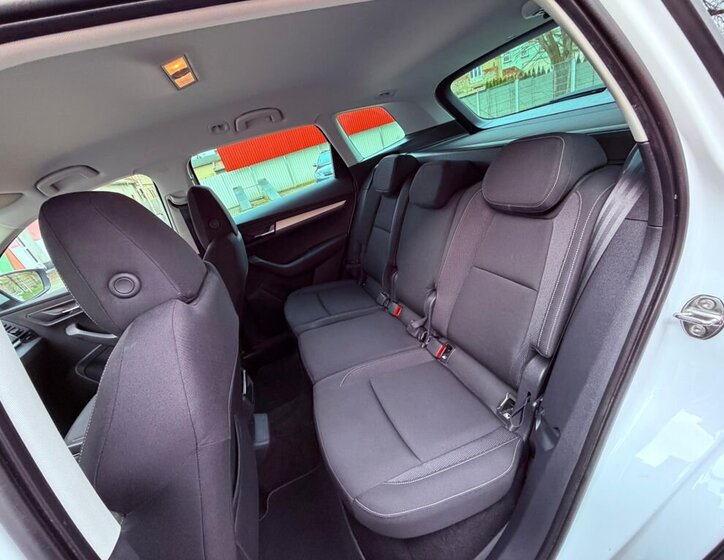 Škoda Karoq SUV / Terénní 2,0 l 85 kw