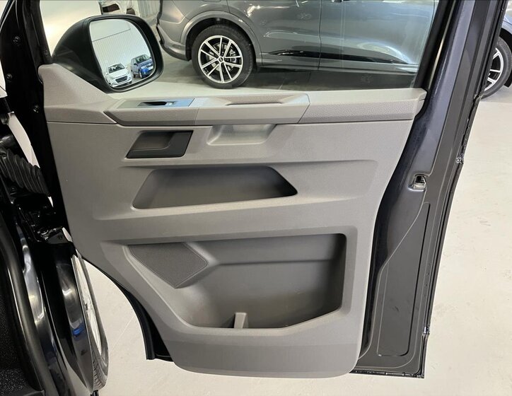 Volkswagen Transporter 25