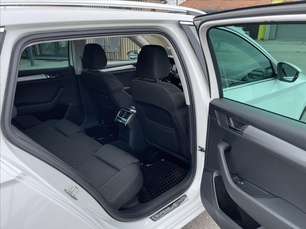 Škoda Superb Kombi 1,4 l 110 kw