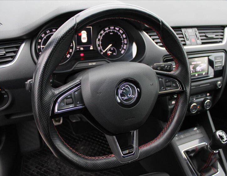 Škoda Octavia Liftback 2,0 l 135 kw