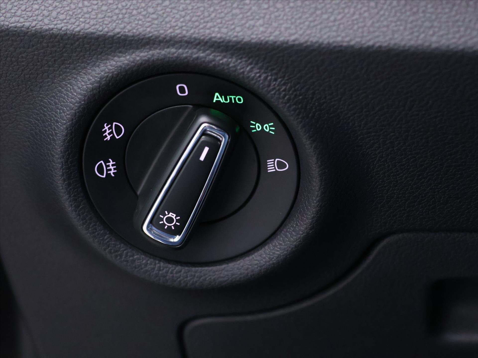 Škoda Scala Hatchback 1,5 l 110 kw