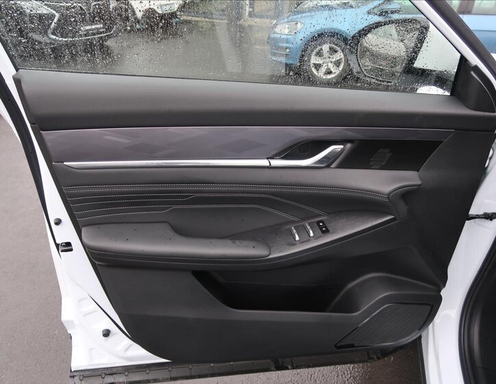 Dongfeng Mage SUV 1,5 l 145 kw