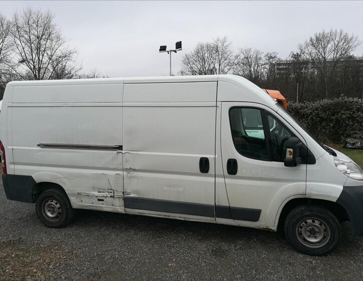Peugeot Boxer Skříň 2,2 l 110 kw