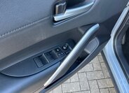 Toyota Corolla Cross SUV / Terénní 2,0 l 112 kw