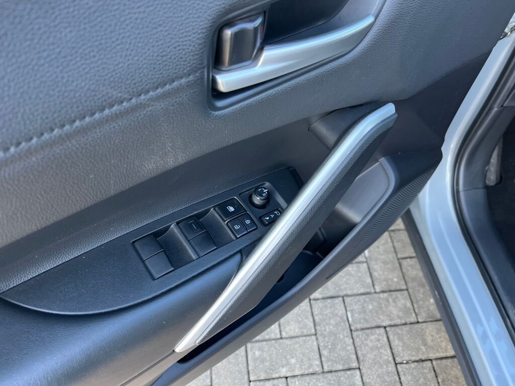 Toyota Corolla Cross SUV / Terénní 2,0 l 112 kw