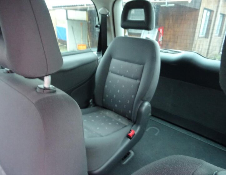 Volkswagen Sharan MPV 1,9 l 85 kw