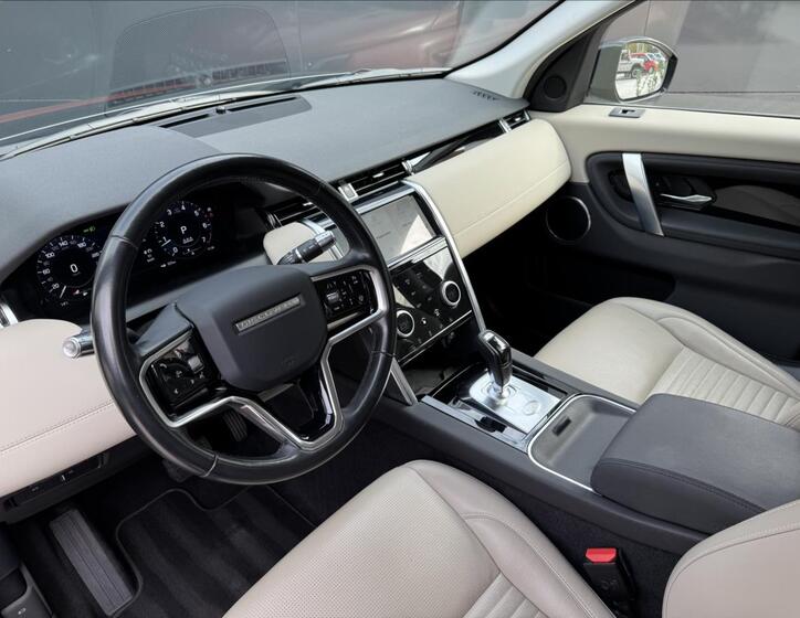 Land Rover Discovery Sport 9