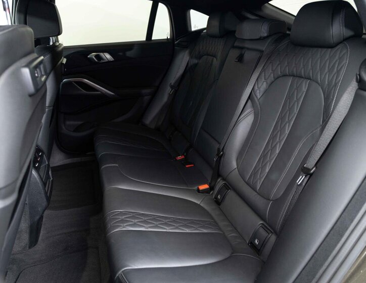 BMW X6 SUV 3,0 l 250 kw