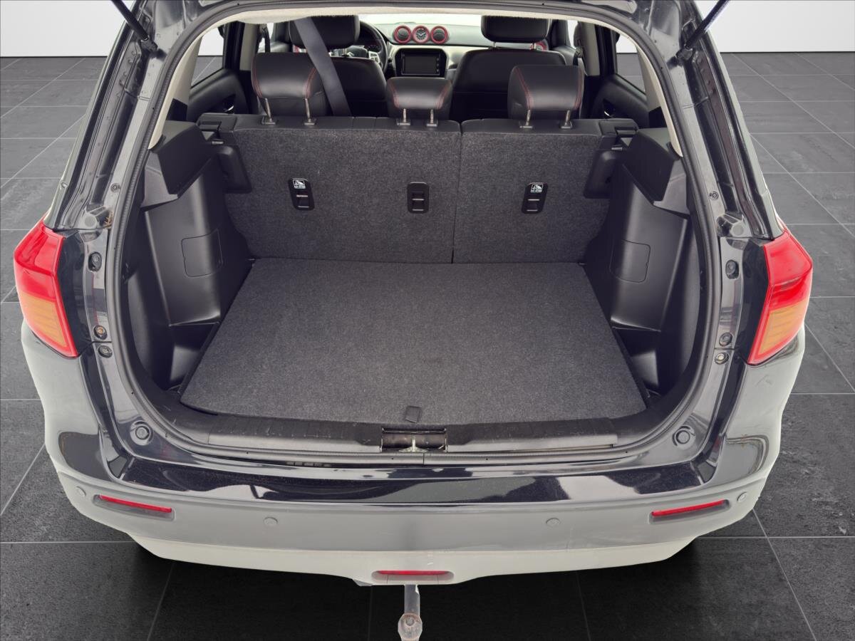 Suzuki Vitara SUV 1,4 l 103 kw