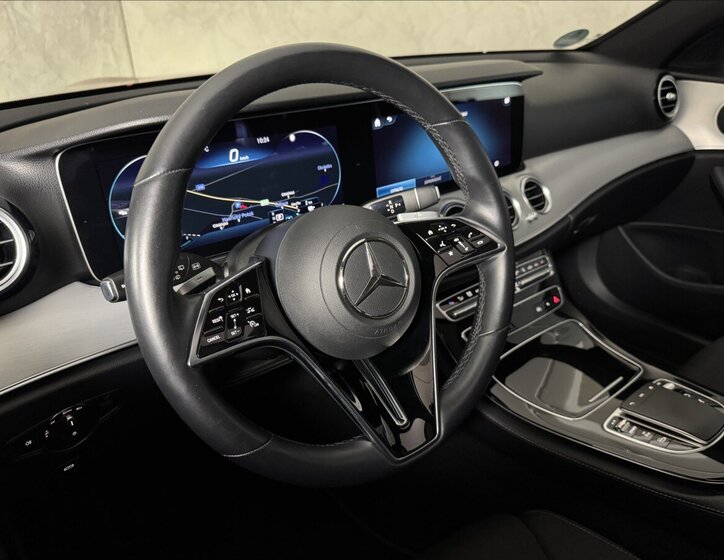 Mercedes-Benz Třídy E Kombi 2,0 l 225 kw