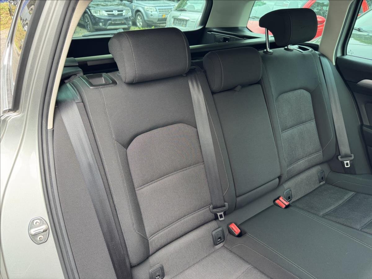 Volkswagen Passat Kombi 2,0 l 110 kw