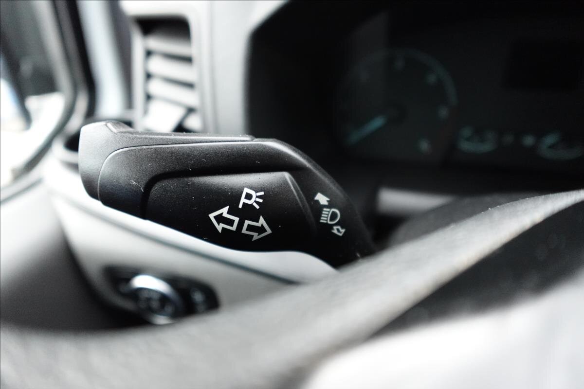 Ford Transit Custom Ostatní 2,0 l 77 kw